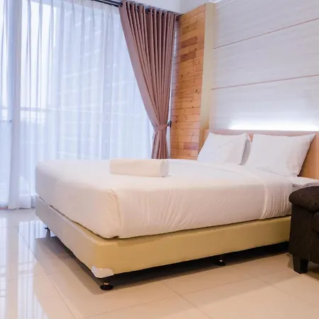 Comfy Studio At Dago Suites Apartment By Travelio